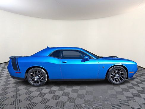 Used 2016 Dodge Challenger R/T Scat Pack image 7