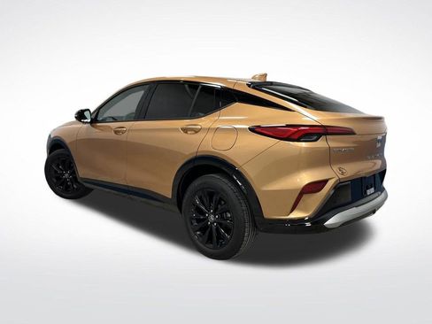 Used 2024 Buick Envista Sport Touring w/ Convenience I Package image 3