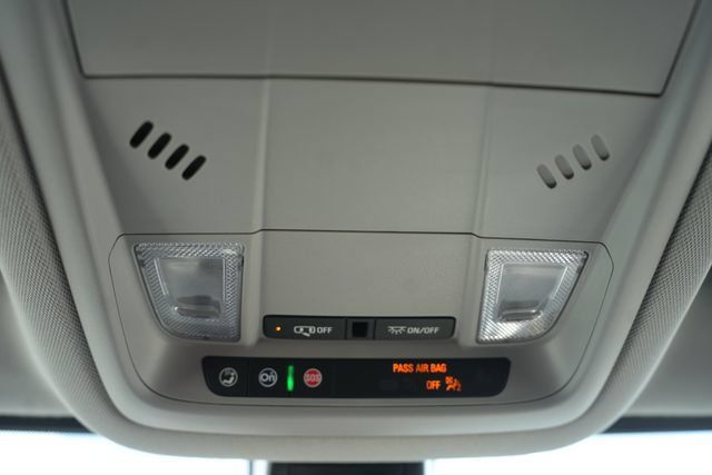 Used 2023 GMC Acadia SLE w/ Elevation Edition AWD/4WD image 30