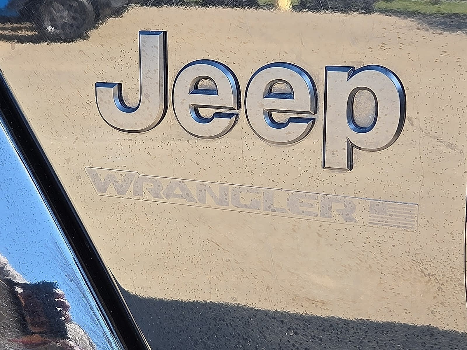 Used 2025 Jeep Wrangler Unlimited Sahara AWD/4WD image 9
