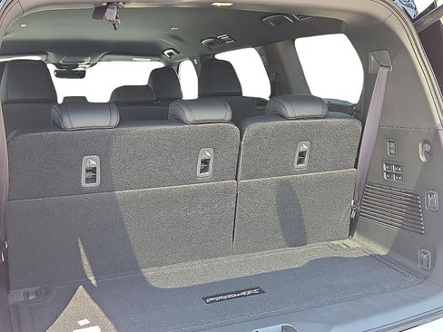 New 2025 Nissan Armada PRO-4X image 23
