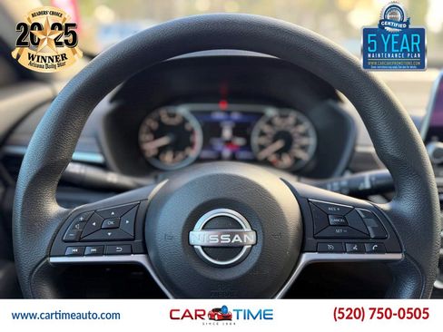 Used 2025 Nissan Altima 2.5 SV FWD image 9