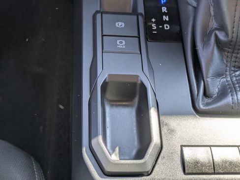 Used 2024 Toyota Tacoma SR image 16