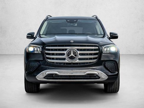 New 2026 Mercedes-Benz GLS 450 4MATIC image 2