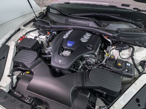 Used 2024 Maserati Quattroporte Modena Ultima Q4 image 28