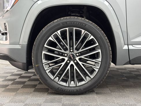 New 2027 GMC Terrain Denali w/ LPO, Floor Liner Package AWD/4WD image 16
