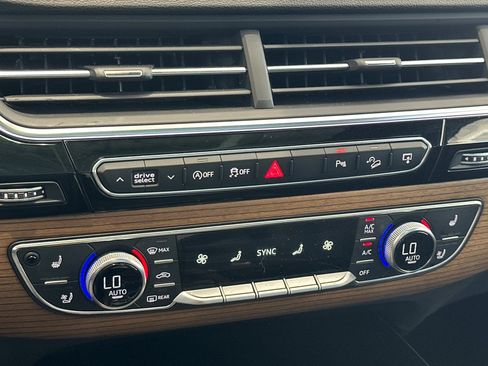 Used 2017 Audi Q7 2.0T Premium Plus AWD/4WD image 29