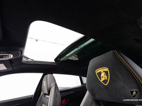 Used 2024 Lamborghini Urus Performante image 48