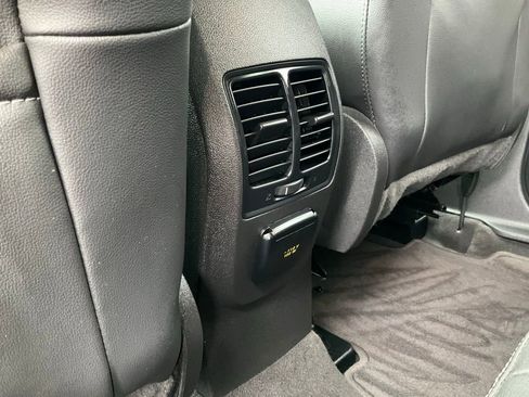 Used 2018 Ford Escape Titanium w/ Ford Safe & Smart Package image 22