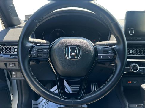 Used 2023 Honda Civic Sport image 16
