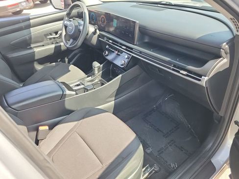 Used 2025 Hyundai Tucson SEL FWD image 22