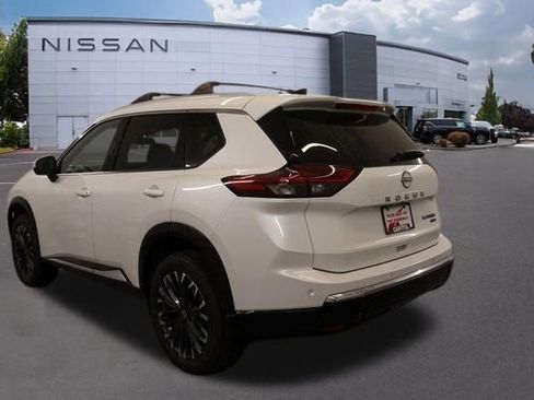 New 2026 Nissan Rogue Platinum image 4