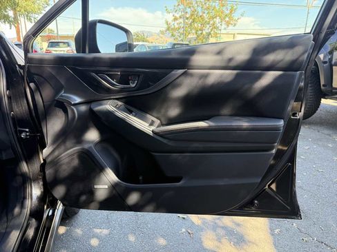 Used 2018 Subaru Crosstrek 2.0i Limited image 26