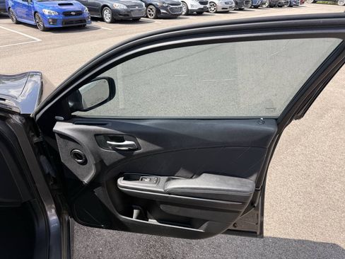 Used 2019 Dodge Charger GT RWD image 13