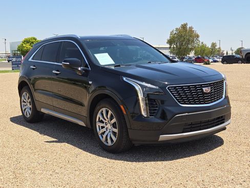 Used 2023 Cadillac XT4 Premium Luxury FWD image 7