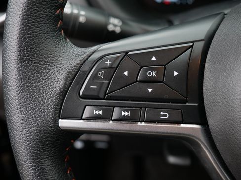 Certified 2023 Nissan Kicks SR image 26