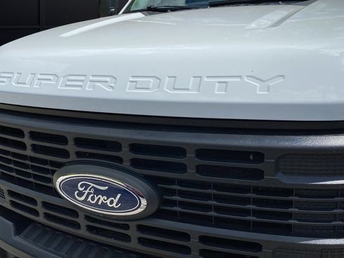 Used 2024 Ford F350 XL w/ 360-Degree Camera Package AWD/4WD image 41