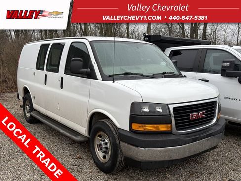 Used 2018 GMC Savana 2500 w/ Driver Convenience Package image 1