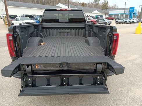 New 2026 GMC Sierra 3500 Denali w/ Denali Reserve Package AWD/4WD image 28