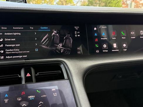 Used 2022 Porsche Taycan GTS image 38