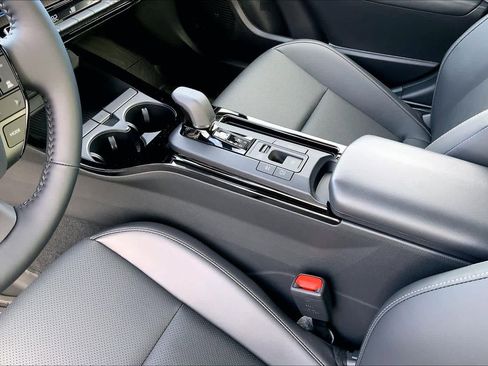 New 2026 Toyota Prius Limited image 7