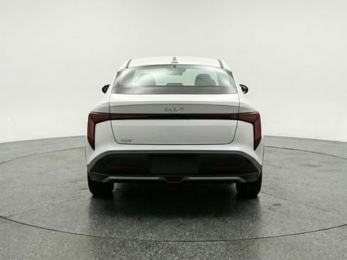 Used 2025 Kia K4 LXS image 7
