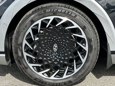 Used 2023 Hyundai Ioniq 5 Limited image 33