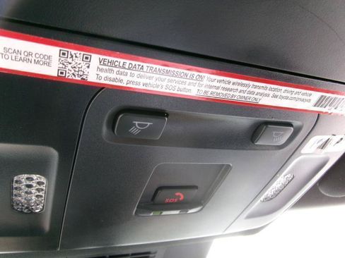 Used 2025 Toyota Camry SE FWD image 16