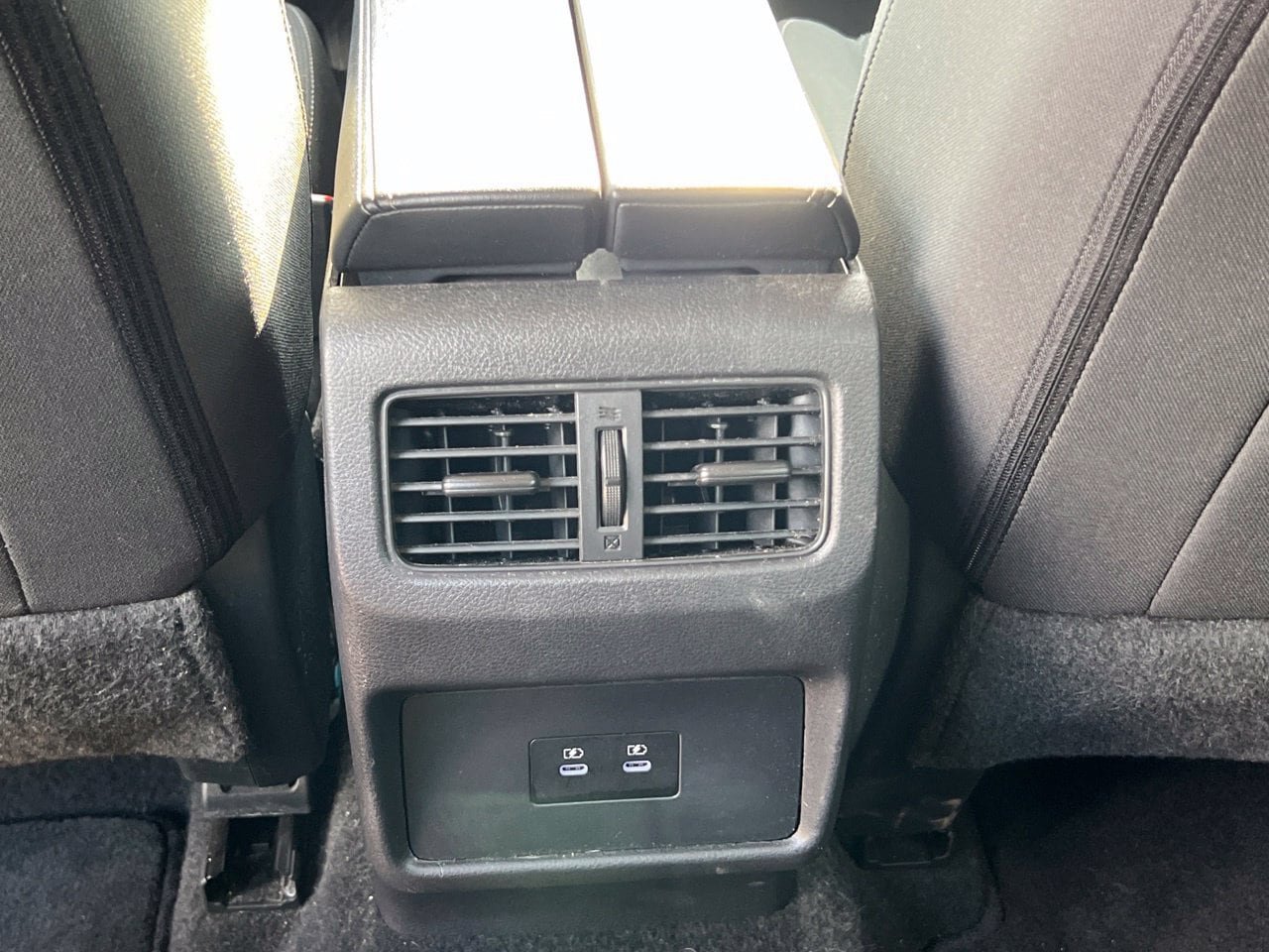 Used 2025 Nissan Rogue SV FWD image 23