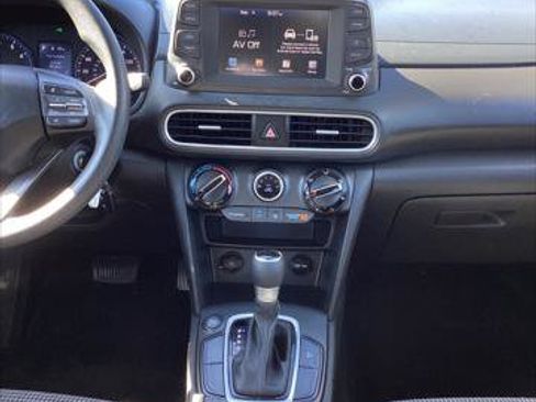 Used 2019 Hyundai Kona SE FWD image 22