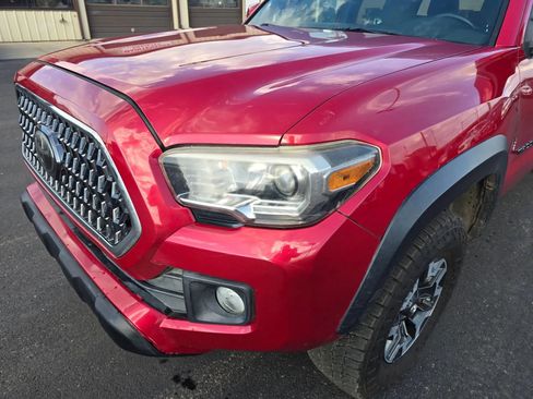 Used 2019 Toyota Tacoma TRD Off-Road AWD/4WD image 24