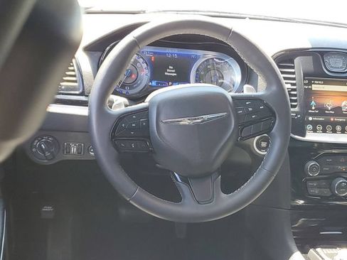 Used 2022 Chrysler 300 S RWD image 11