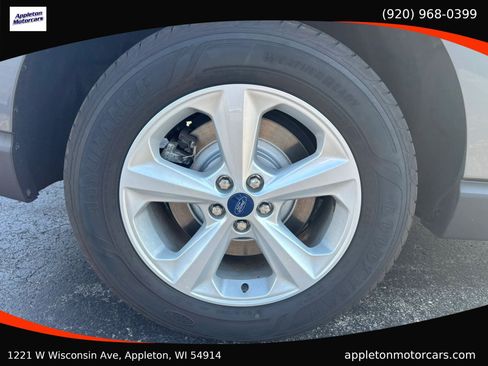 Used 2022 Ford Edge SE AWD/4WD image 15