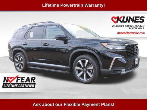 Used 2023 Honda Pilot Elite image 2