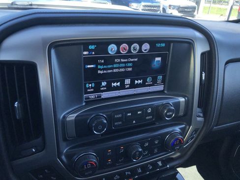 Used 2018 GMC Sierra 2500 Denali w/ Duramax Plus Package AWD/4WD image 27