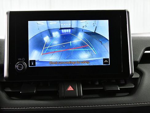 Used 2024 Toyota RAV4 XLE image 24