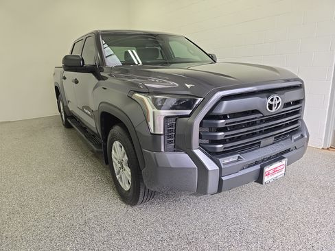 Used 2026 Toyota Tundra SR5 w/ SR5 Convenience Package RWD image 2