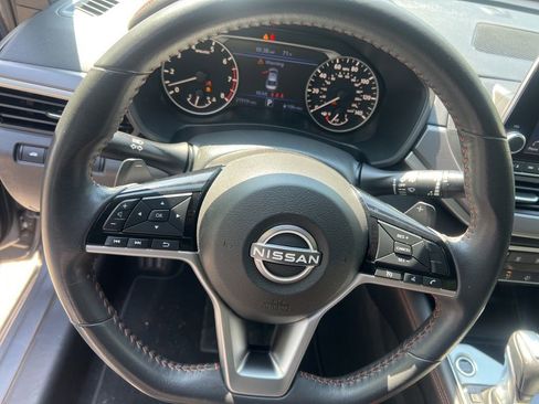 Used 2024 Nissan Altima 2.5 SR FWD image 21