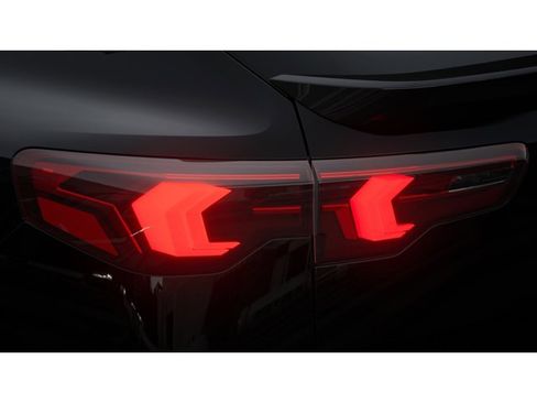 New 2026 BMW X2 xDrive28i image 8