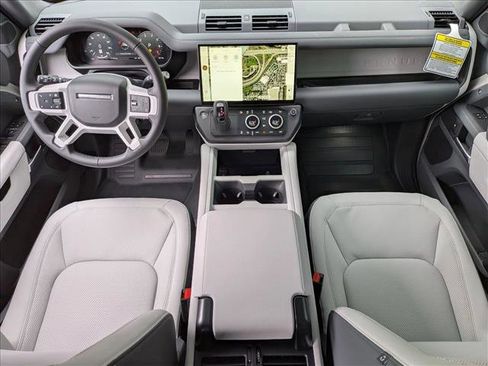 New 2026 Land Rover Defender 110 X-Dynamic SE image 14