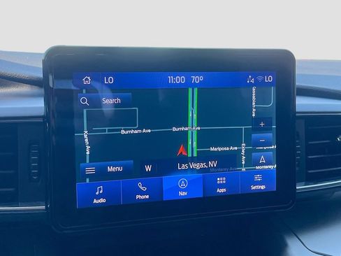 Used 2022 Ford Explorer XLT w/ Equipment Group 202A AWD/4WD image 13