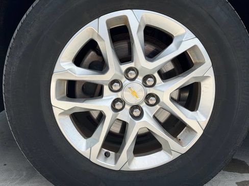 Used 2018 Chevrolet Traverse LT FWD image 13