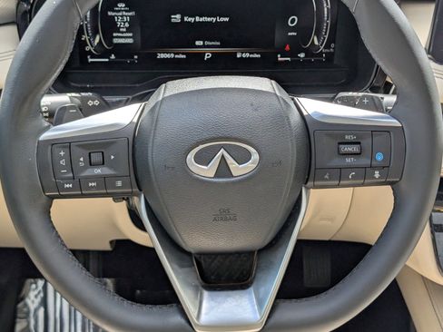 Used 2023 INFINITI QX60 Luxe w/ Performance Audio Package FWD image 15