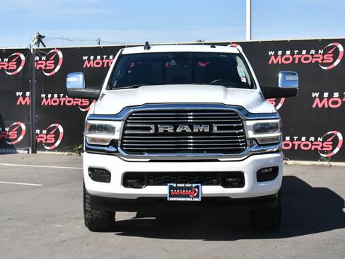 Used 2024 RAM 2500 Laramie AWD/4WD image 2