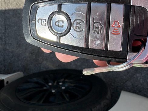 Used 2019 Ford Explorer Limited w/ Class III Trailer Tow Package image 34