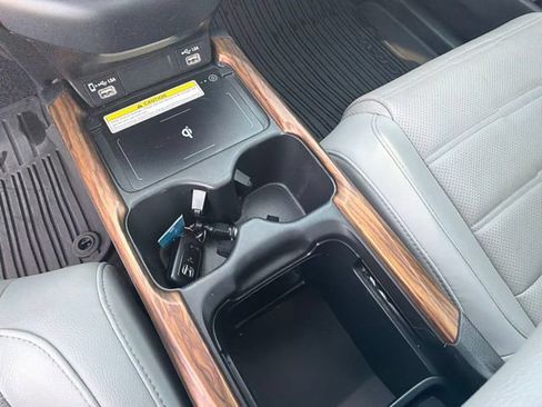 Used 2022 Honda CR-V Touring image 28