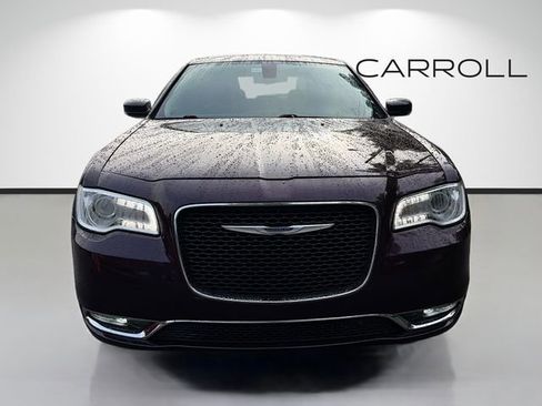 Used 2021 Chrysler 300 Touring L image 8