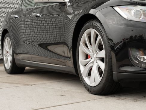 Used 2015 Tesla Model S P90D AWD/4WD image 27