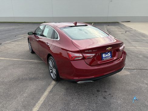 Used 2019 Chevrolet Malibu Premier w/ Sun and Wheel Package FWD image 4
