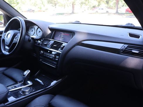 Used 2016 BMW X3 xDrive28i AWD/4WD image 17